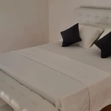 Ada-split Apartment *